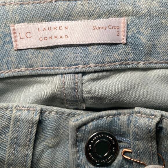 Lauren Conrad Floral Cropped Light Wash Skinny Jeans - Picture 9 of 12